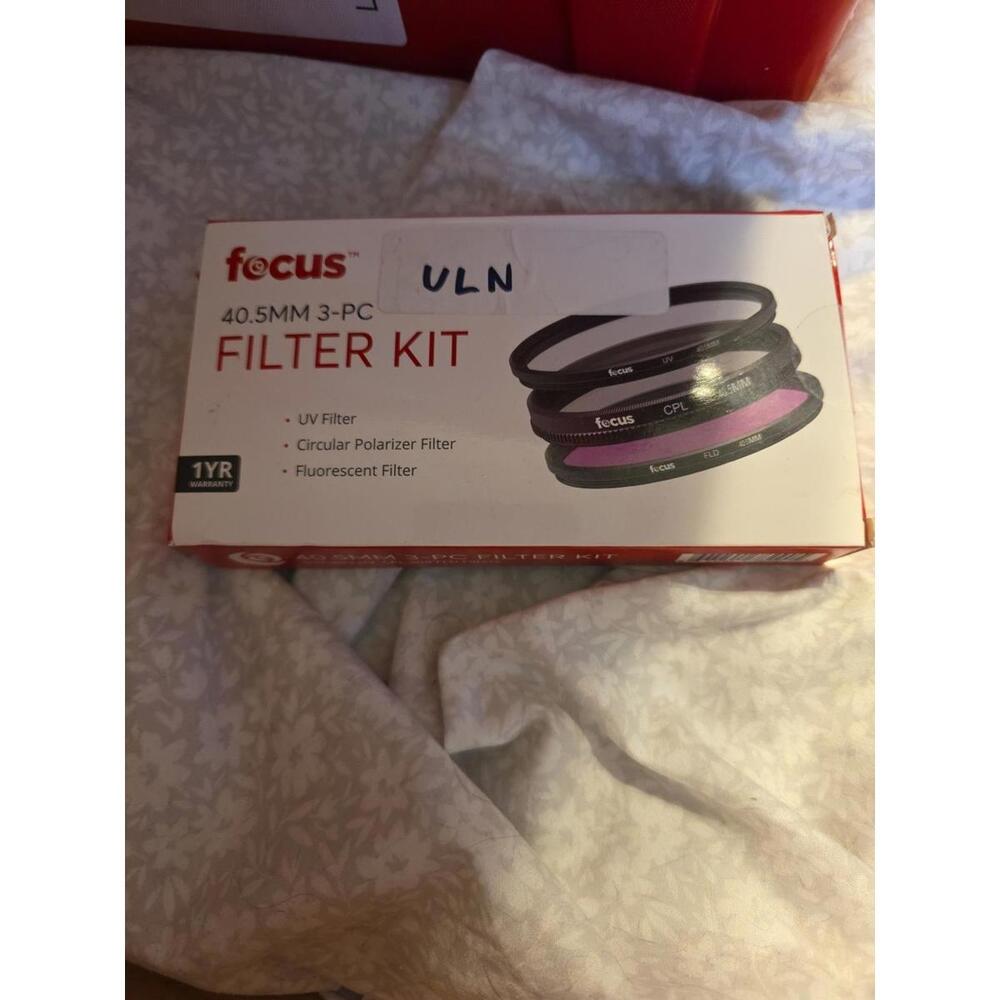 New Focus 40.5mm Lens Filter Set w/ UV, Circular Polarizer & Fluorescent Kit. 3X